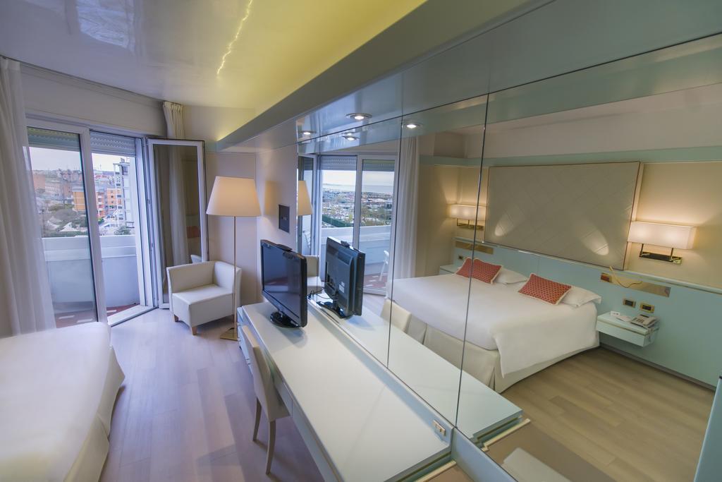 Comfort Double or Twin Room Balcony Pool View