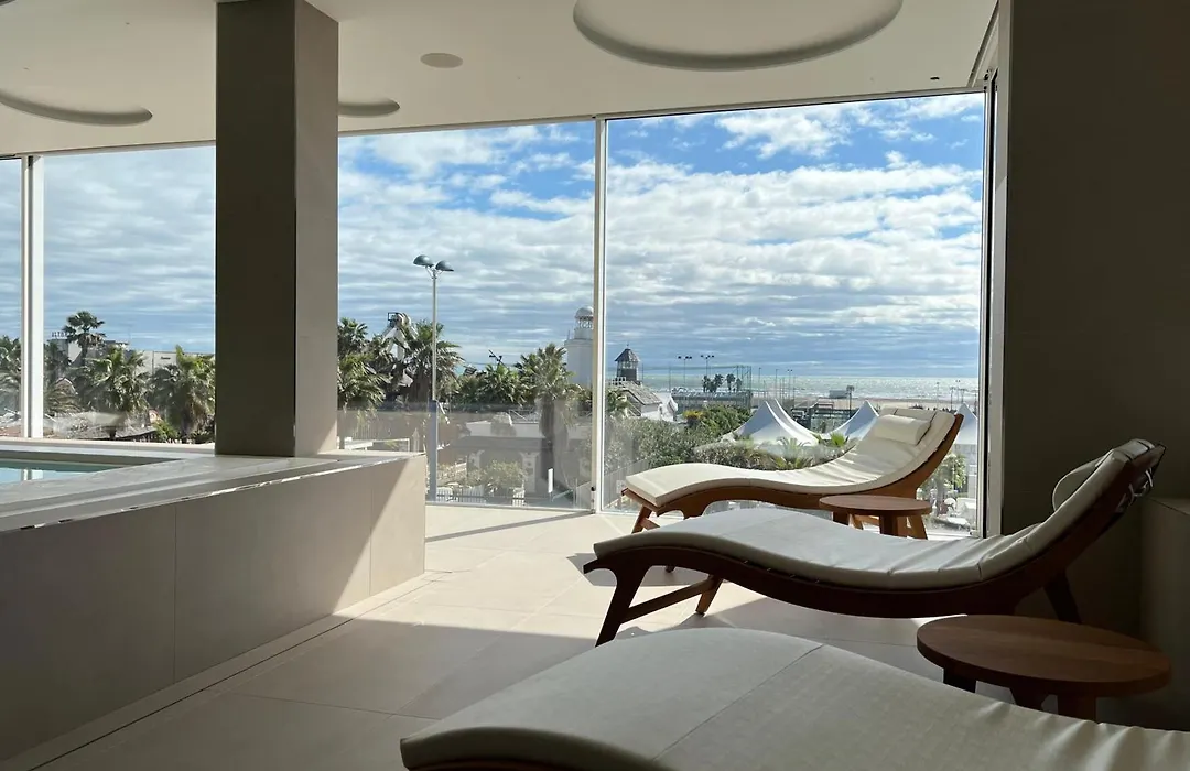Edison Hotel Seaview & Spa-1
